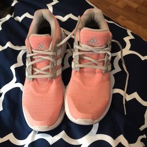 Adidas cloud foam shoes